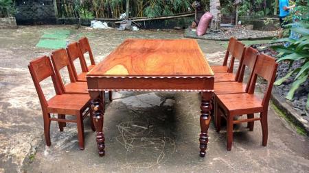 Bàn ăn gỗ Hương bộ 9 món